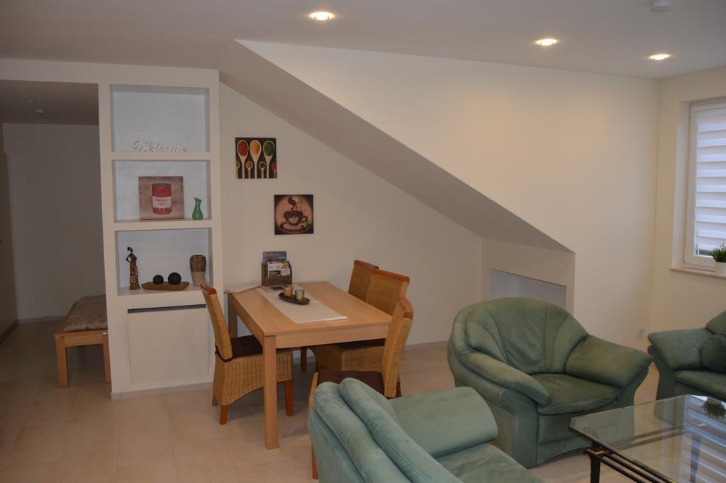 Apartment Meerfeld ドゥイスブルグ エクステリア 写真