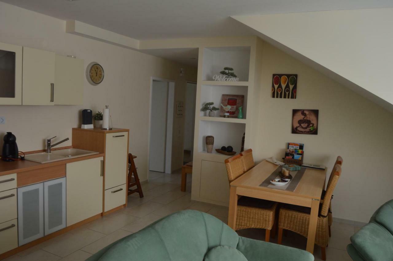 Apartment Meerfeld ドゥイスブルグ エクステリア 写真
